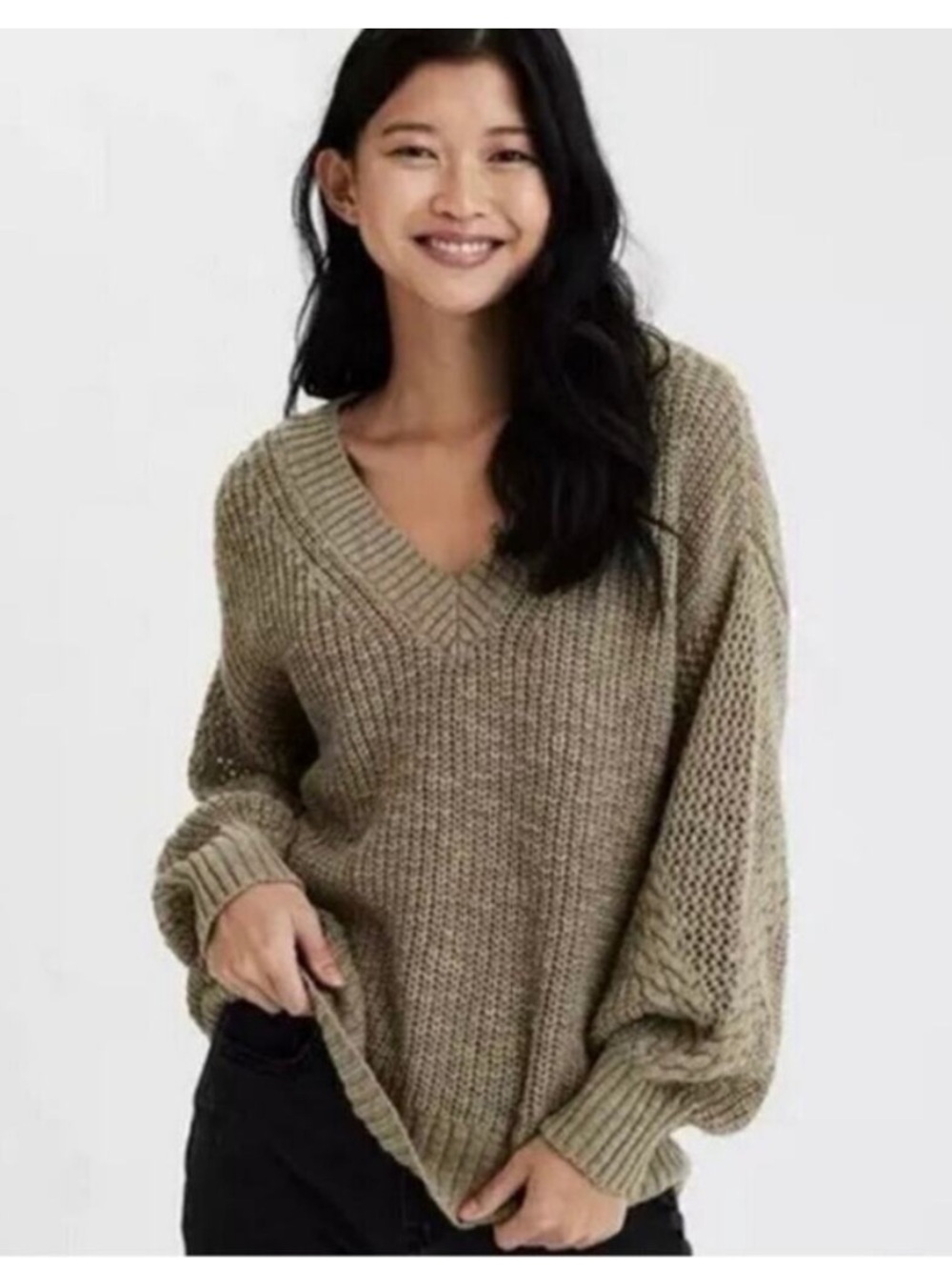 American Eagle Outfitters Cream V-Neck Chunky Knit Sweater Balloon Waffle M